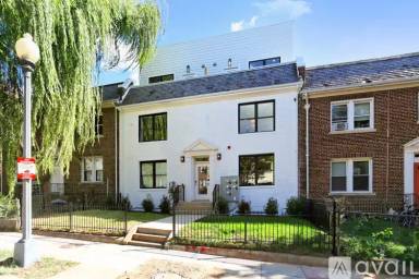 Main picture of 1313 Orren St NE