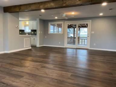 Main picture of 902 Evergreen Ave