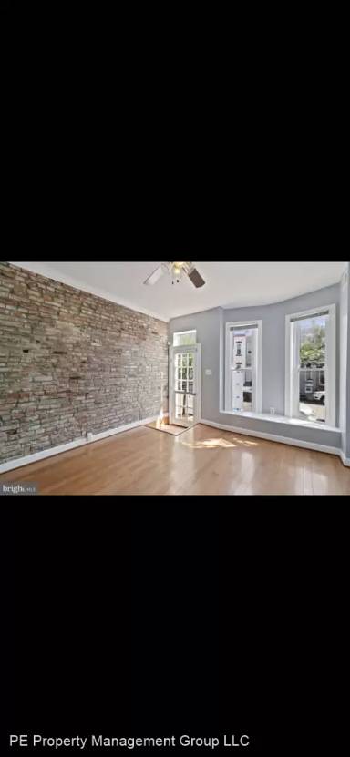 Main picture of 1314 S Carey St