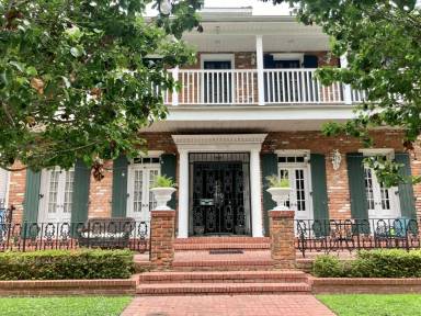 Main picture of 4121-4129 Palmyra St Apartments