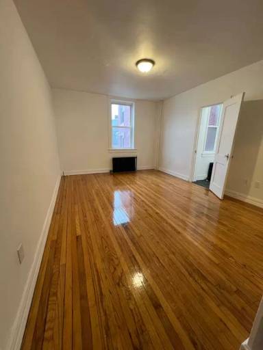 Main picture of 366 4th Ave