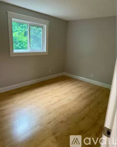 Main picture of 676 Farm Rd