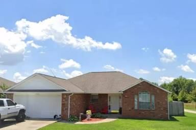 Main picture of 1604 SE 21st St