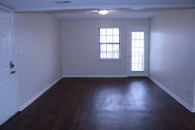 Main picture of 6720 N Randall Ct