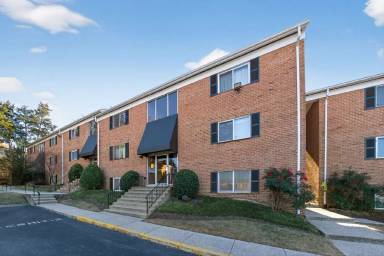 Main picture of 3364 Hewitt Ave