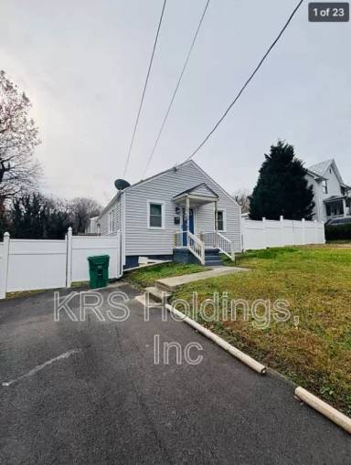 Main picture of 118 Virginia Ave
