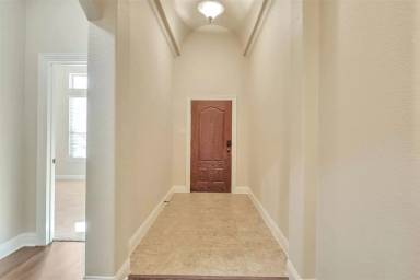 Main picture of 10616 Jackson Hole Ln