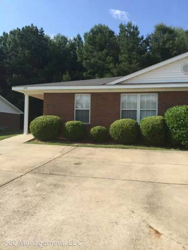 Main picture of 385 E Longleaf Dr