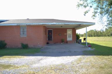 Main picture of 137 Tecon Ct