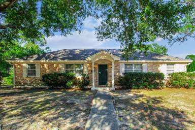 Main picture of 3960 Lynn Ora Dr