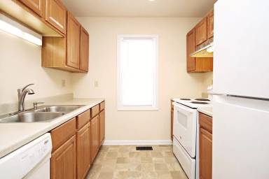 Main picture of 202 Stribling Ave