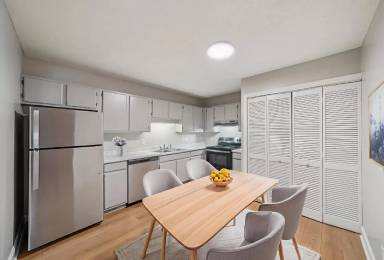 Main picture of Valley Square Apartments