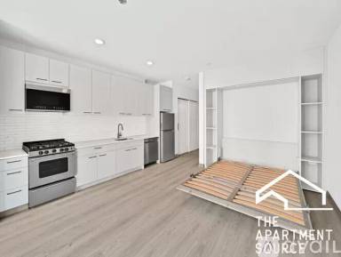 Main picture of Triangle Square Apartments