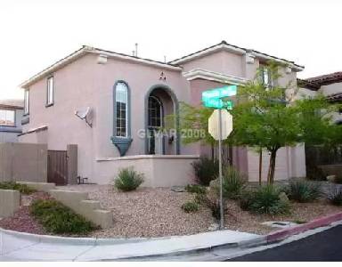 Main picture of 2247 Tulip Tree St