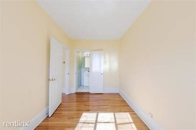 Main picture of 511 Beacon St