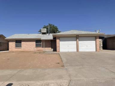 Main picture of 3409 E Glen Dr