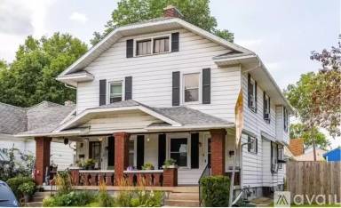 Main picture of 1411 Carlisle Ave