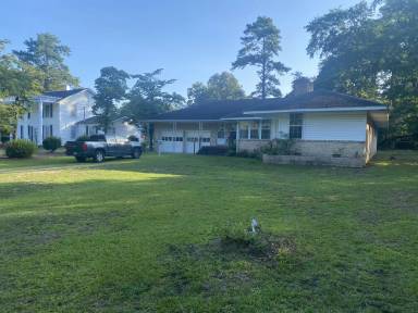 Main picture of 8115 Old State Rd