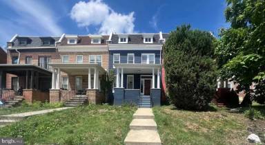 Main picture of 2432 Linden Ave