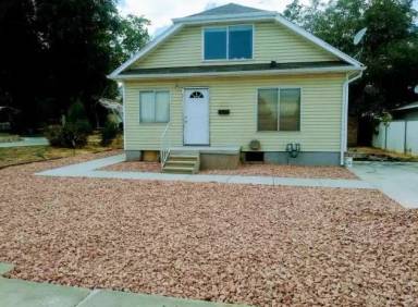 Main picture of 3024 S Spencer Ave