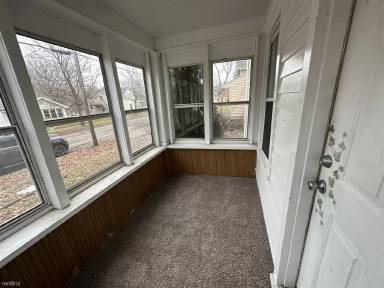 Main picture of 1302 Woodbridge St
