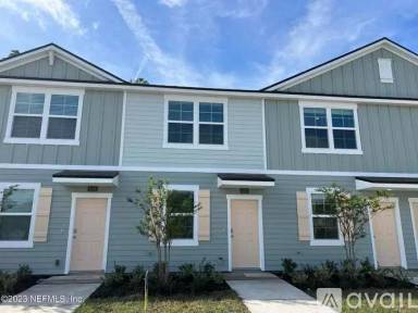 Main picture of 8291 Zenith Cir
