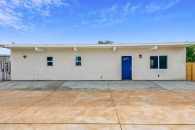 Main picture of 1116 Persimmon Ave