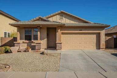Main picture of 15748 W Shaw Butte Dr