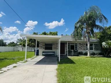 Main picture of 2710 W Grace St