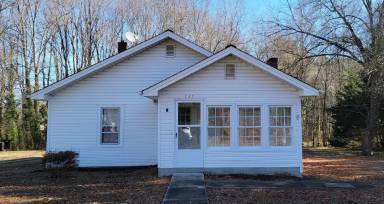 Main picture of 207 Bell St