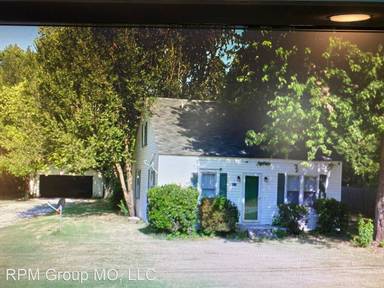 Main picture of 4819 S Fremont Ave