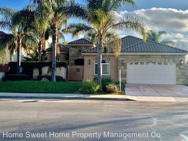 Main picture of 321 Crescent Dr