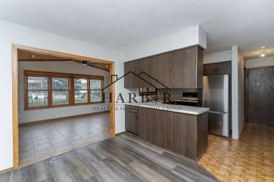 Main picture of 2916 4th Ave NW