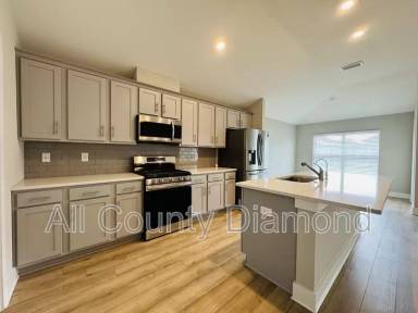 Main picture of 235 Morning Creek Way