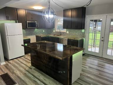 Main picture of 3810 Noe Bixby Rd
