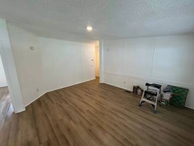 Main picture of 318 S 1st St