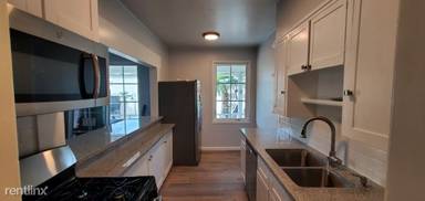 Main picture of 4930 Carpinteria Ave