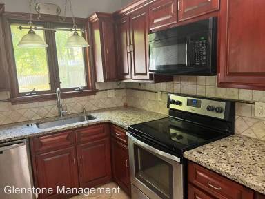 Main picture of 149 Woodland St