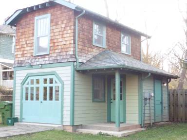 Main picture of 102 Flint St