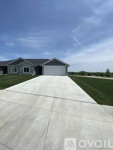 Main picture of 9234 S 42nd St