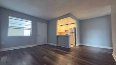 Main picture of 3536 NE 168th St