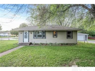 Main picture of 8348 Hadley Ave S
