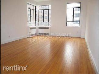Main picture of 20 Fifth Avenue Apartments