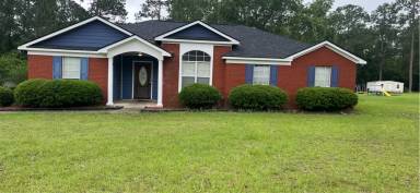 Main picture of 138 Highland Oaks Dr