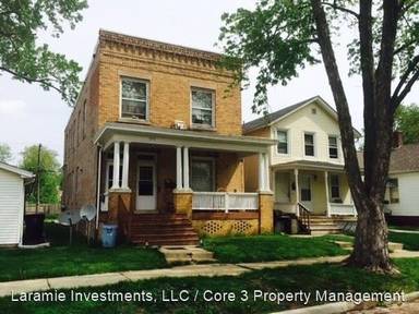 Main picture of 608 E Monroe St