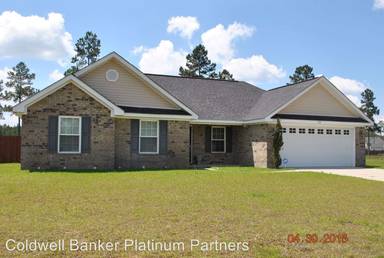 Main picture of 365 Lincoln Way NE