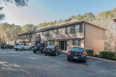 Main picture of 3300 Warringwood Dr