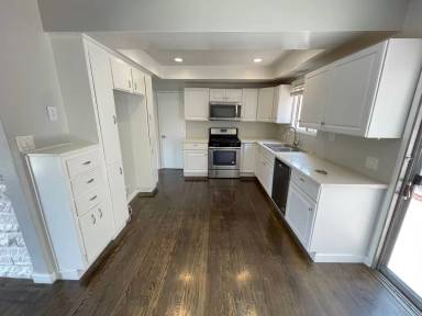 Main picture of 2518 Gates Ave