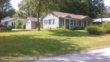 Main picture of 4716 NE 47th Ter