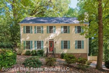 Main picture of 2340 Buck Dr